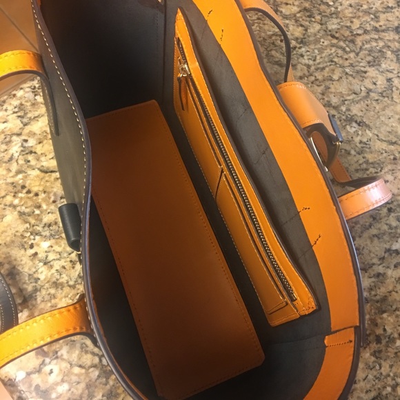 Dooney & Bourke - Picture 2 of 3